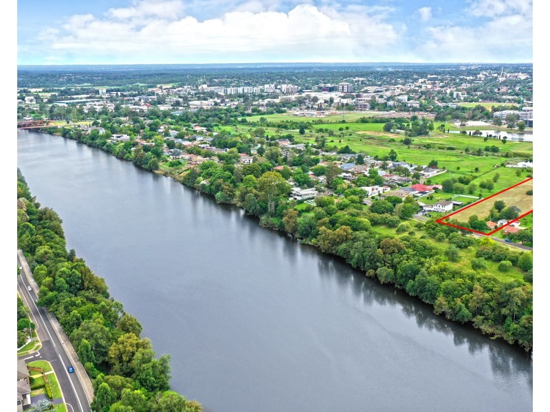 94-98 Nepean Avenue, Penrith NSW 2750