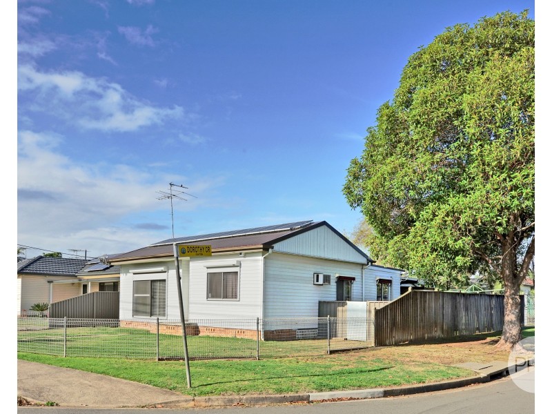 78 Carpenter St, Colyton NSW 2760