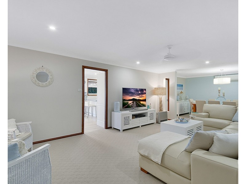 11 Clovertop Place, Werrington Downs NSW 2747