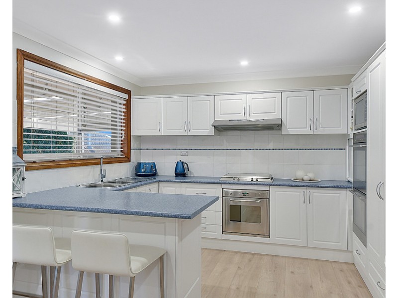 11 Clovertop Place, Werrington Downs NSW 2747