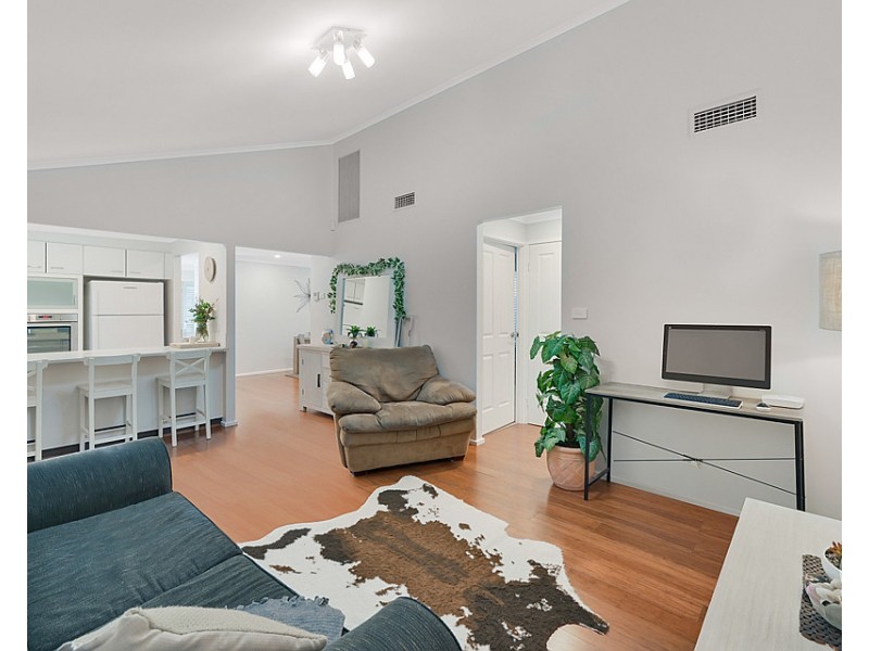 19 Samuel Foster Drive, South Penrith NSW 2750