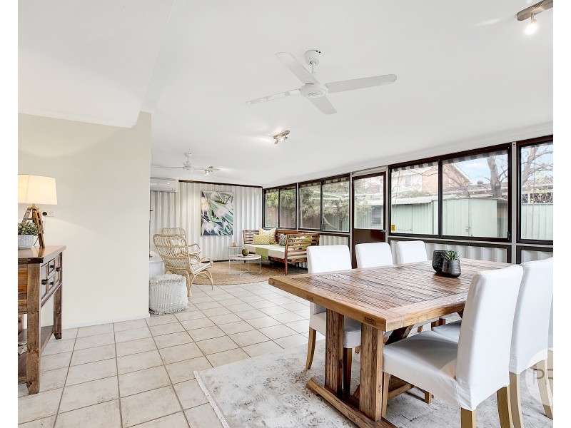 18 Hillview Avenue, South Penrith NSW 2750