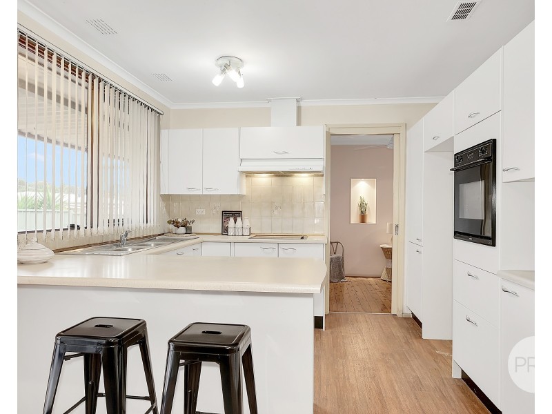 18 Hillview Avenue, South Penrith NSW 2750