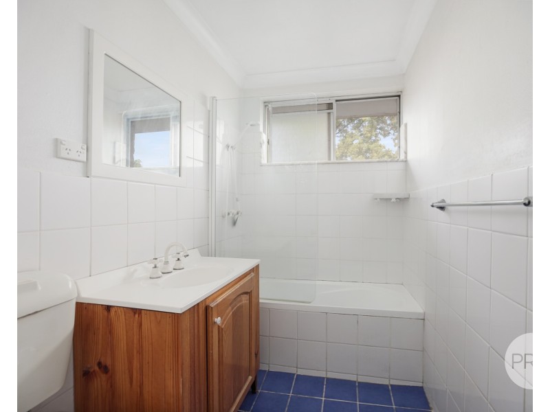 8/27 Lemongrove Road, Penrith NSW 2750