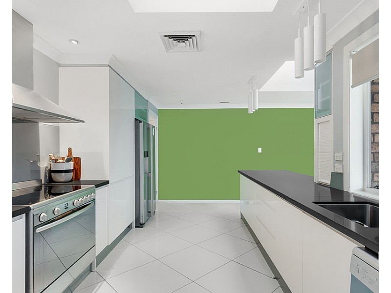 5 Dampier Avenue, Werrington County NSW 2747