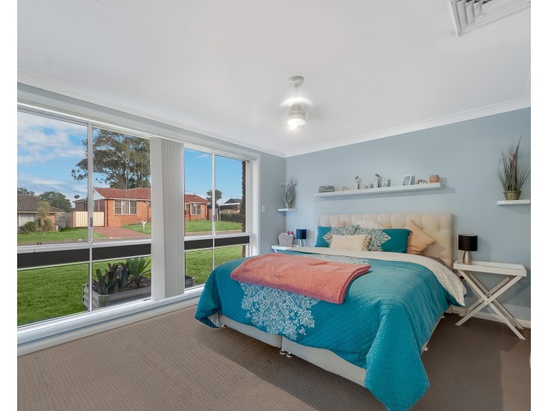 5 Dampier Avenue, Werrington County NSW 2747