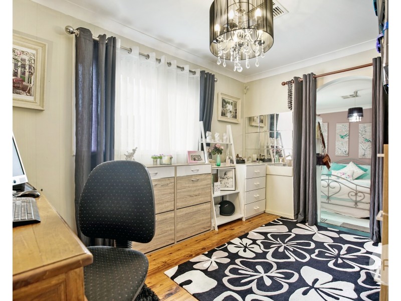 6 Opal Close, South Penrith NSW 2750