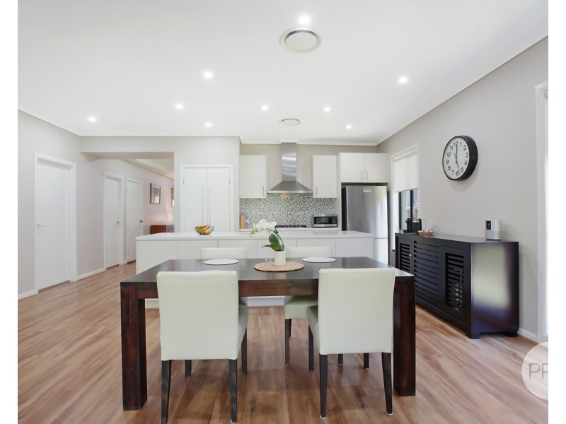 12 Waterside Blvd, Cranebrook NSW 2749