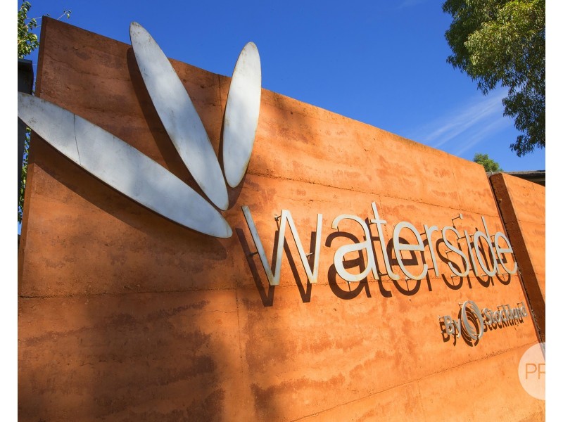 12 Waterside Blvd, Cranebrook NSW 2749