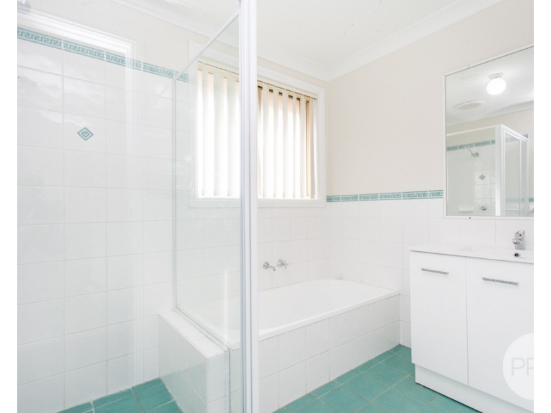 4 Woburn Place, Glenmore Park NSW 2745