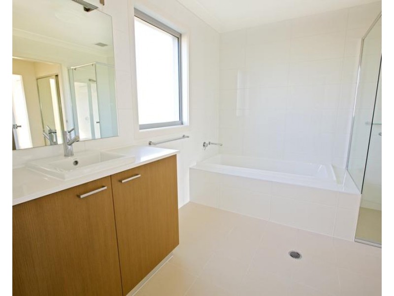 95 Lakeview Drive, Cranebrook NSW 2749