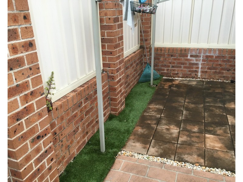 2/7 Bringelly Road, Kingswood NSW 2747