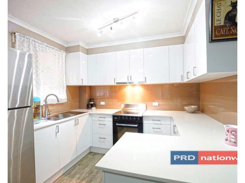 2E/9-19 York Road, Jamisontown NSW 2750