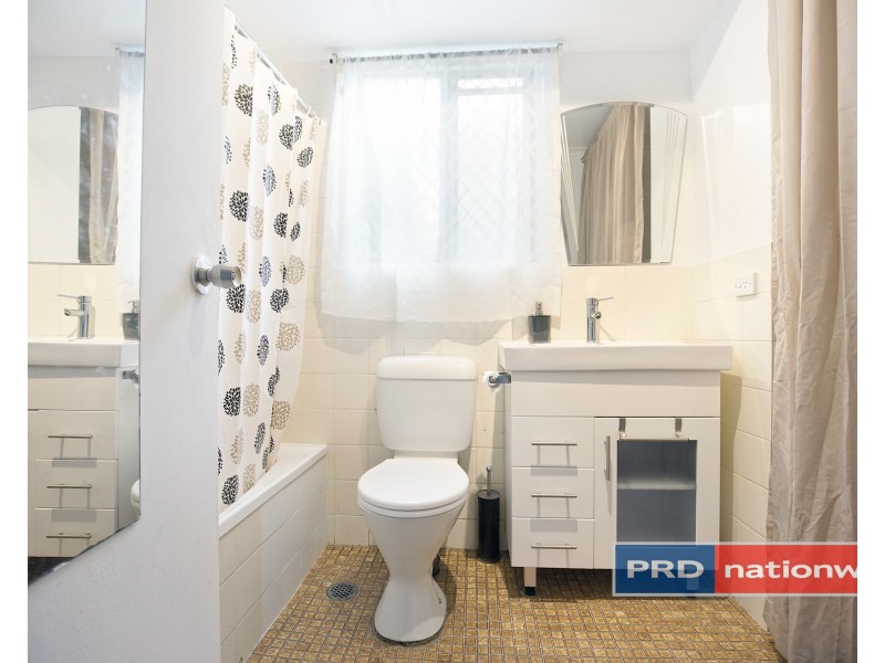 2E/9-19 York Road, Jamisontown NSW 2750