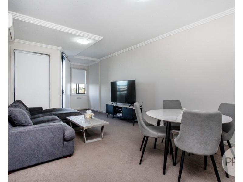 303B/48-56 Derby Street, Kingswood NSW 2747