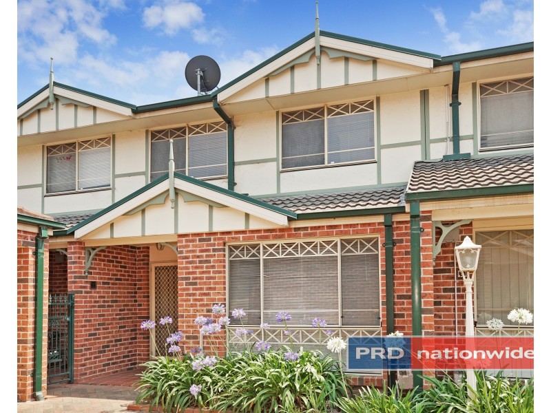 2/39-41 Preston Street, Jamisontown NSW 2750