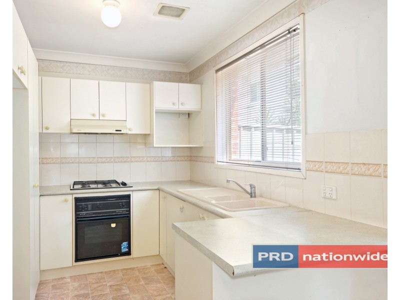 2/39-41 Preston Street, Jamisontown NSW 2750