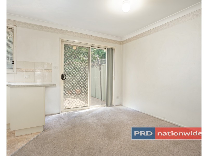 2/39-41 Preston Street, Jamisontown NSW 2750