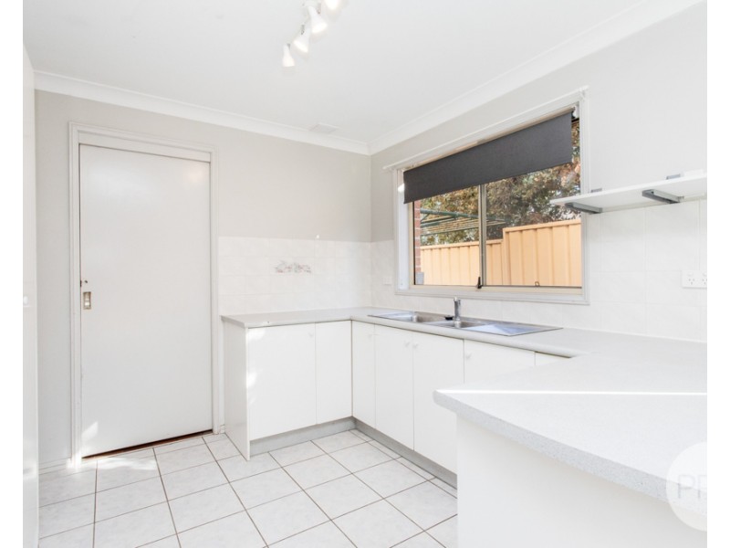 1/63 Pembroke Street, Cambridge Park NSW 2747