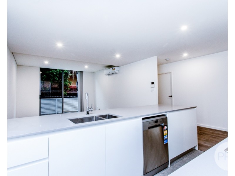 2/41 Hope Street, Penrith NSW 2750