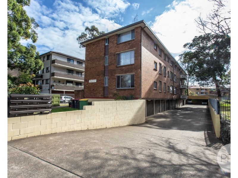 13/213 Derby Street, Penrith NSW 2750