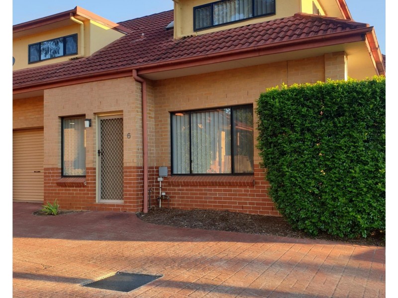 6/68 Castlereagh Street, Penrith NSW 2750