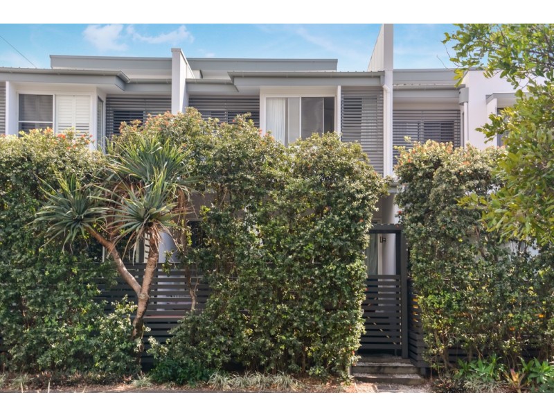 2/2-8 Canthium Way, Casuarina NSW 2487