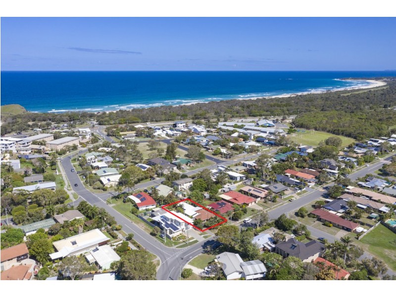 3 Ti Tree Avenue, Bogangar NSW 2488