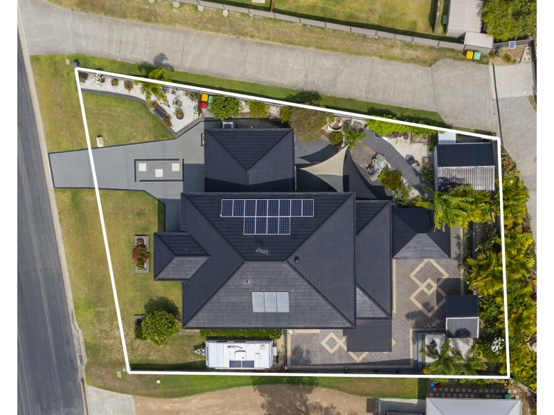 21 Woodfull Crescent, Pottsville NSW 2489