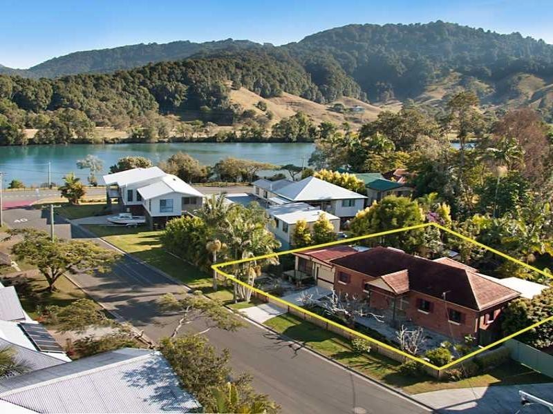 13 Gray Street, Tumbulgum NSW 2490