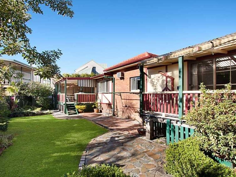 13 Gray Street, Tumbulgum NSW 2490