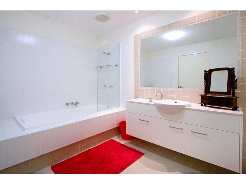 2/30 She Oak Lane, Casuarina NSW 2487