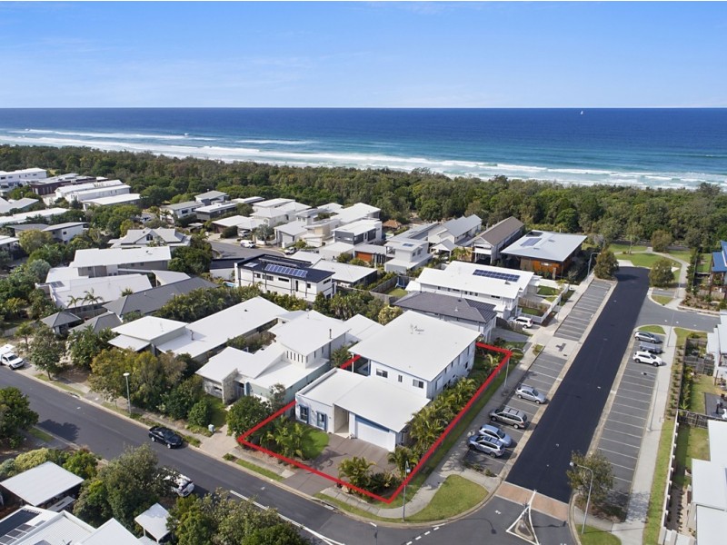 2 Aeolus Lane, Casuarina NSW 2487