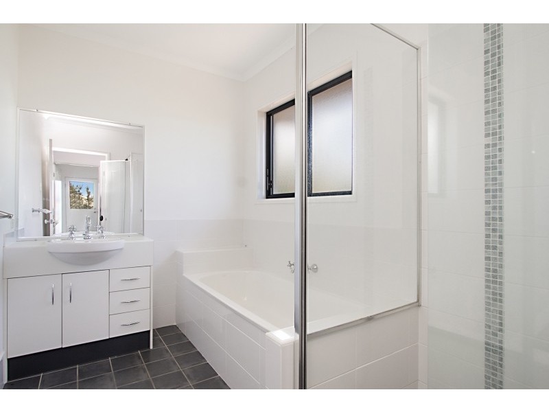 34 Newcastle Drive, Pottsville NSW 2489