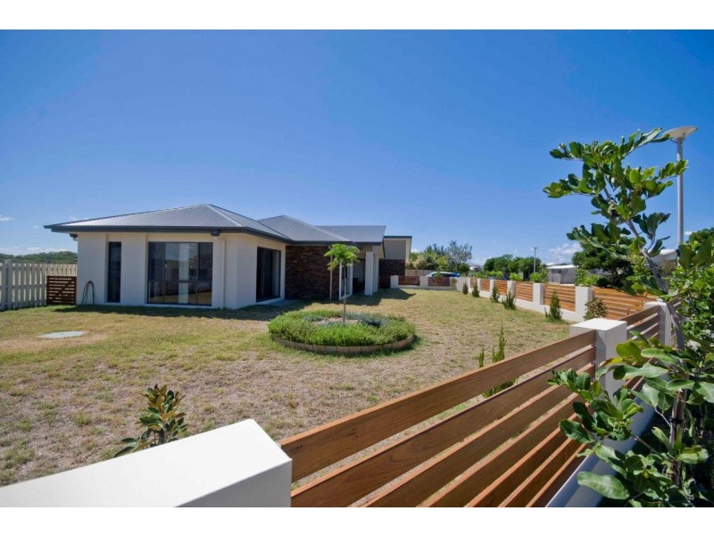 420 Casuarina Way, Casuarina NSW 2487