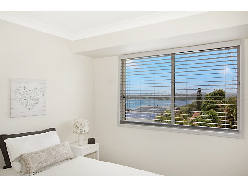 1/12 Mibbin Parade, Banora Point NSW 2486