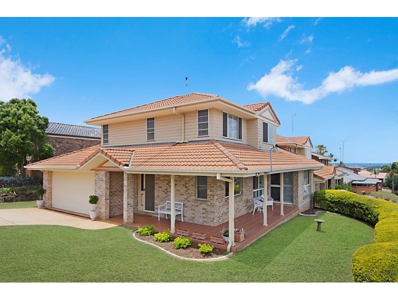 1/12 Mibbin Parade, Banora Point NSW 2486