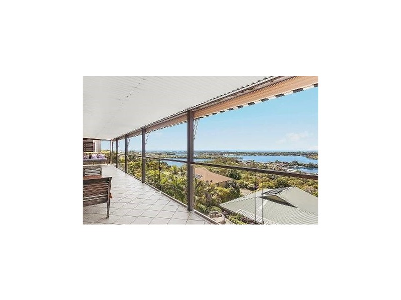12 Blue Haze Crescent, Banora Point NSW 2486