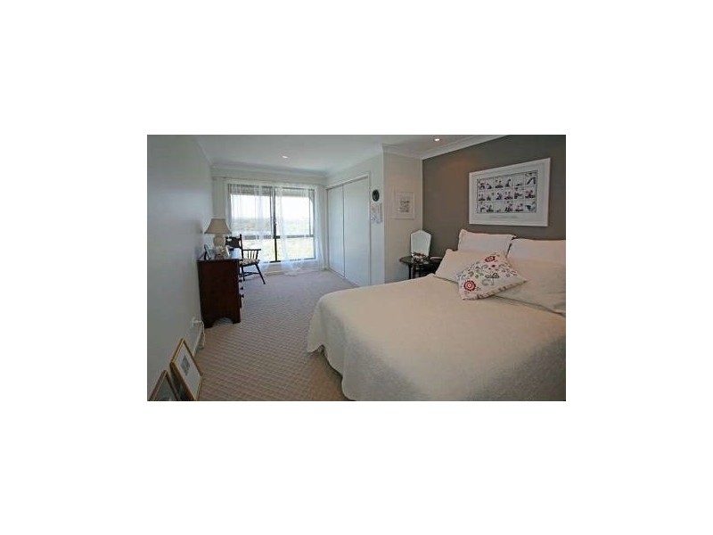 12 Blue Haze Crescent, Banora Point NSW 2486