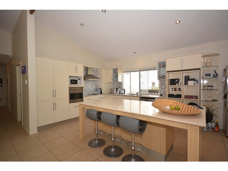 4 Pheeny Lane, Casuarina NSW 2487