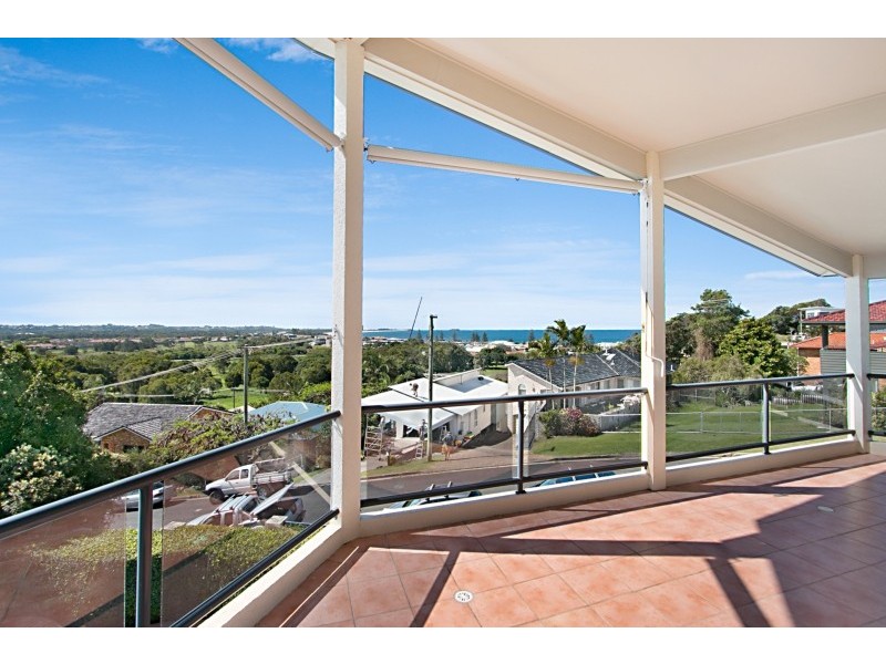 9 McPhail Avenue, Kingscliff NSW 2487