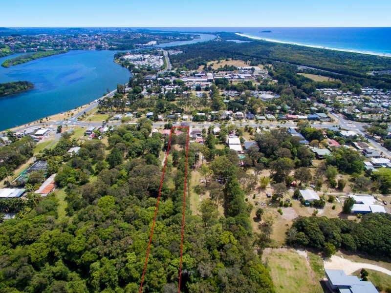 73 Wommin Bay Rd, Chinderah NSW 2487
