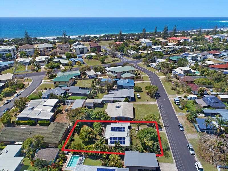 12 Ocean Street, Kingscliff NSW 2487