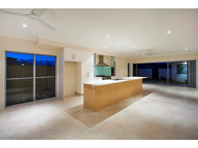 2/6 Coogera Lane, Casuarina NSW 2487