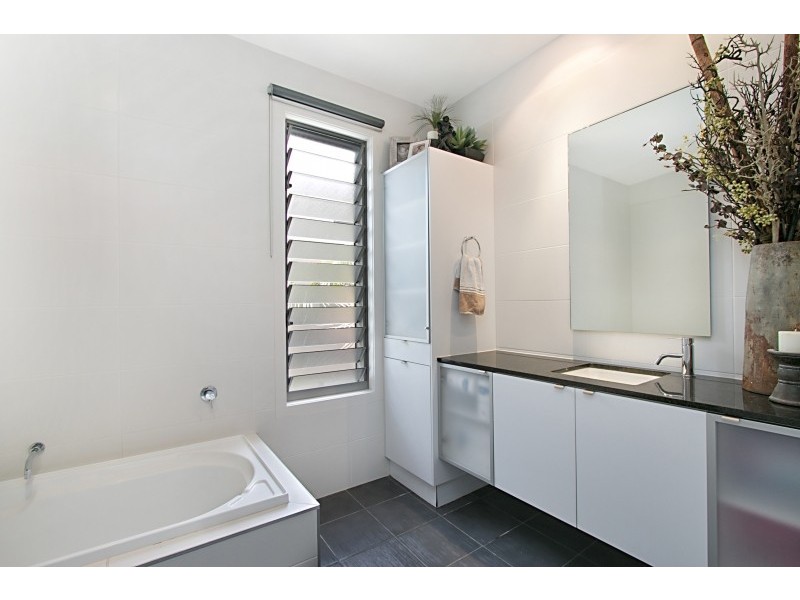 11 Point Break Circuit, Kingscliff NSW 2487