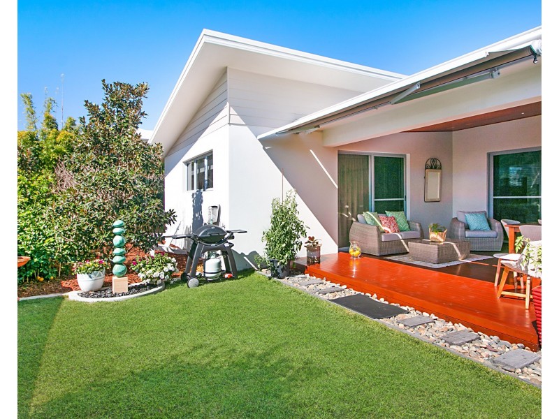 11 Lobelia Crescent, Casuarina NSW 2487