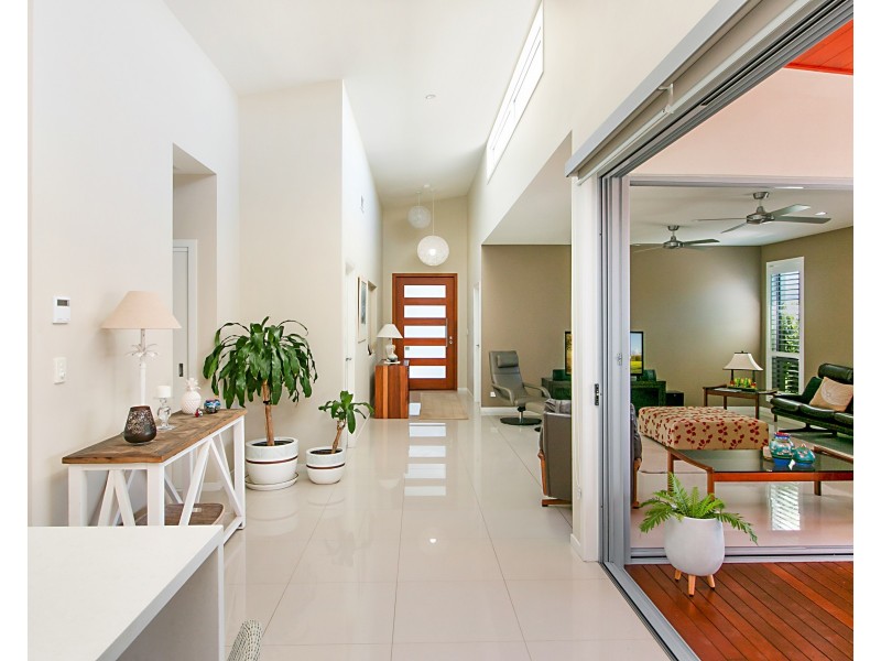 11 Lobelia Crescent, Casuarina NSW 2487