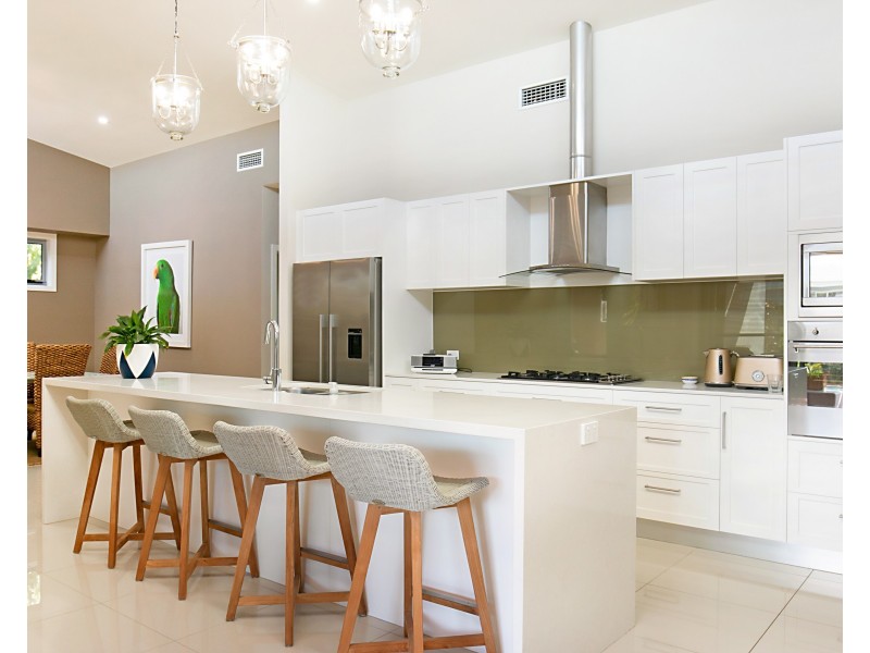 11 Lobelia Crescent, Casuarina NSW 2487