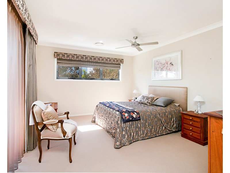 11 Lobelia Crescent, Casuarina NSW 2487