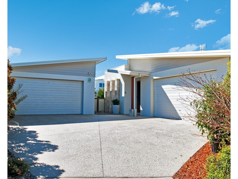 11 Lobelia Crescent, Casuarina NSW 2487